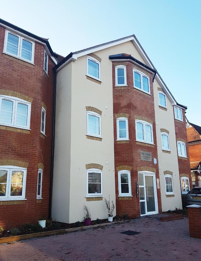 Ferienwohnung Ybc Court, Aldershot Exterior foto